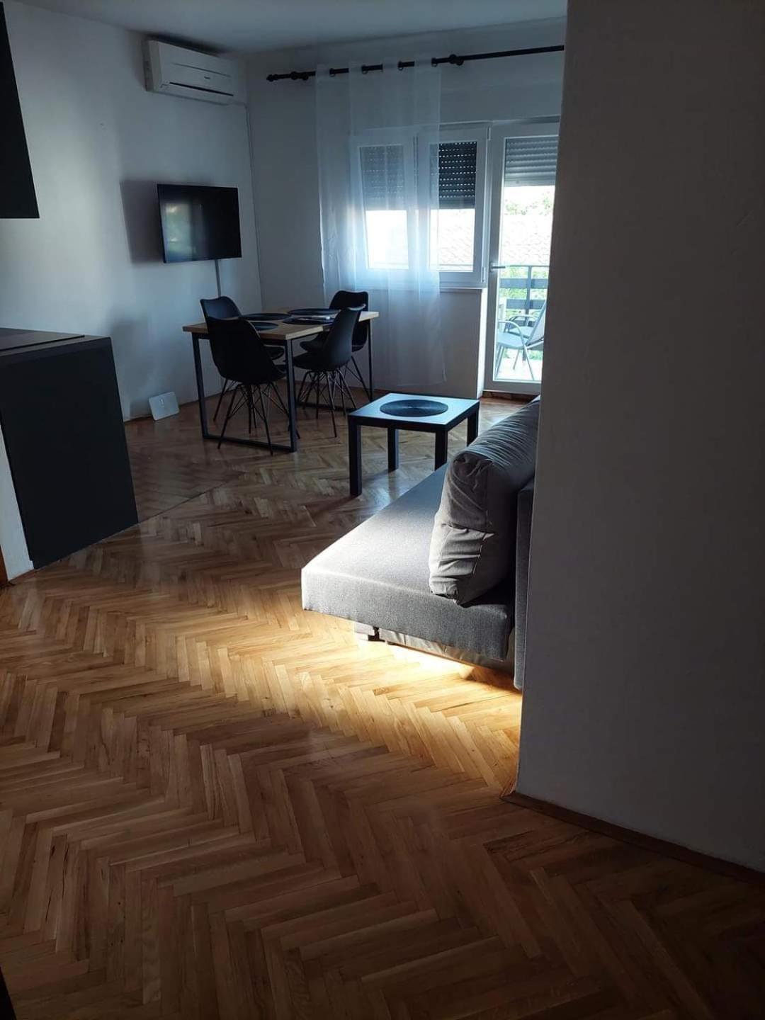 Apartmani Suhi Brod Медулин Екстер'єр фото