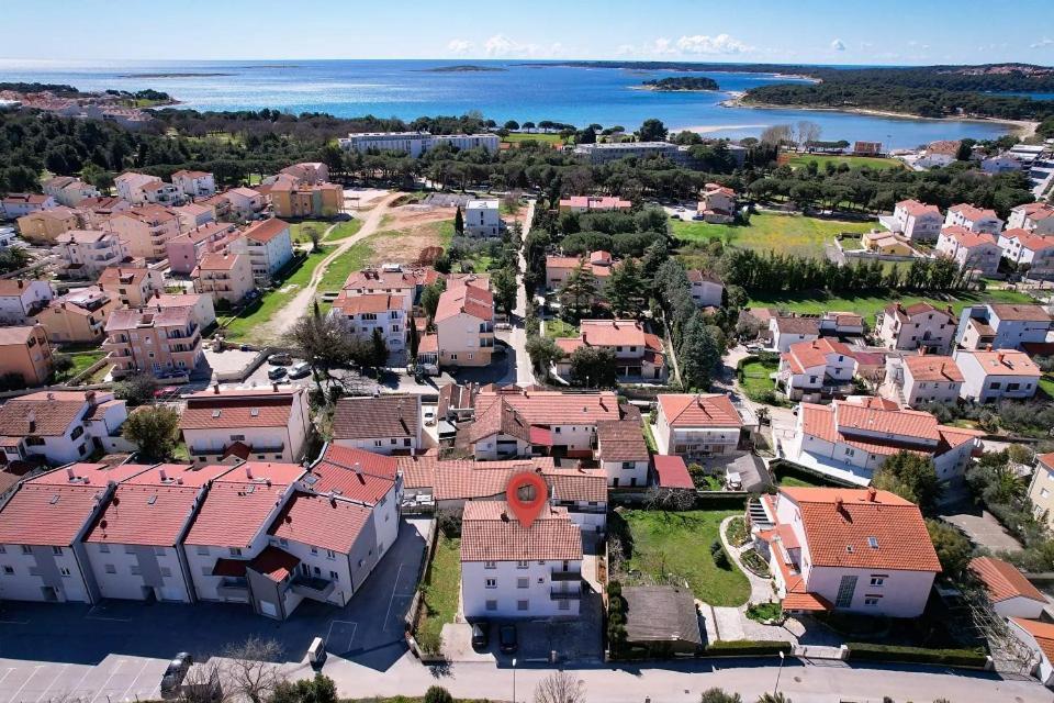 Apartmani Suhi Brod Медулин Екстер'єр фото
