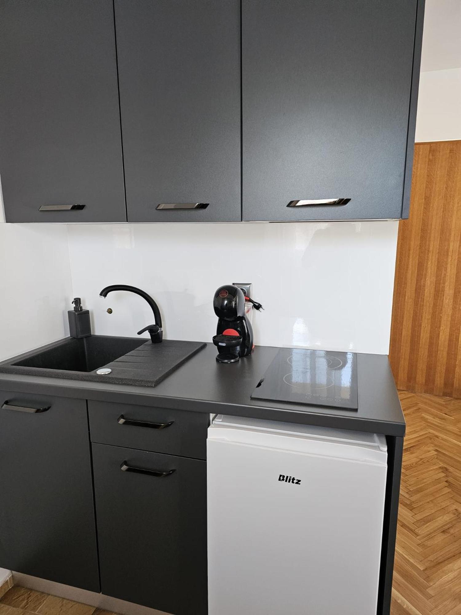Apartmani Suhi Brod Медулин Екстер'єр фото